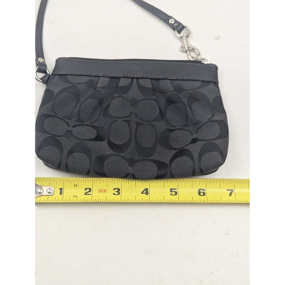 Coach Signature Black Canvas Wristlet Small‎ Zip Pouch C Logo Monogram Purse - Picture 3 of 8